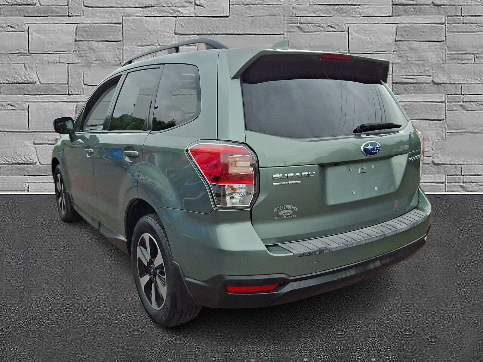 Used 2018 Subaru Forester 2.5i Premium w/ Protection Package #1 AWD/4WD image 8