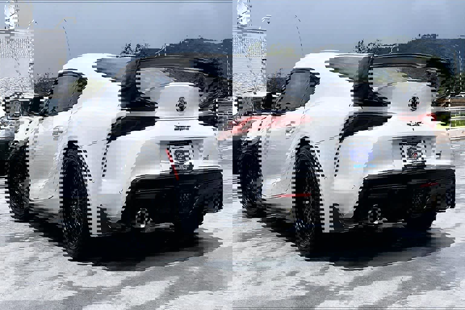 Used 2022 Toyota Supra Premium w/ Driver Assist Package image 4