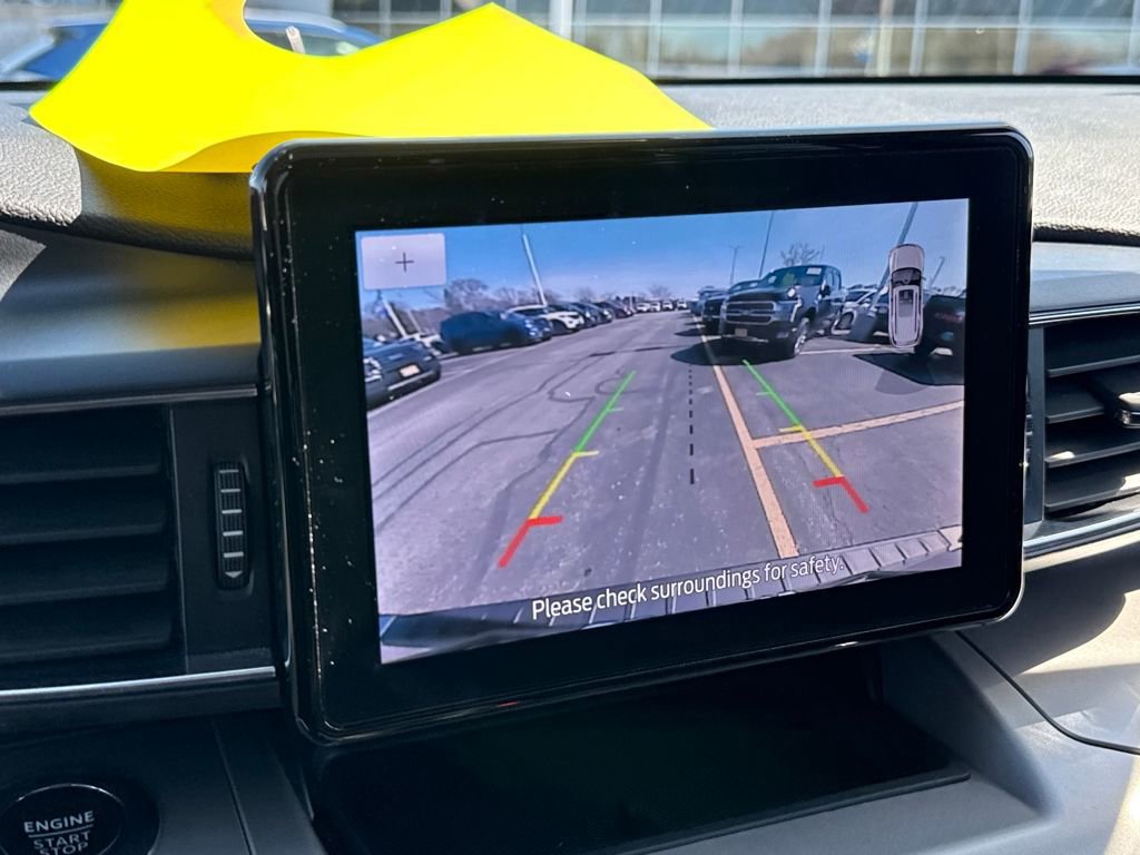 Certified 2022 Ford Explorer XLT w/ Equipment Group 202A image 23