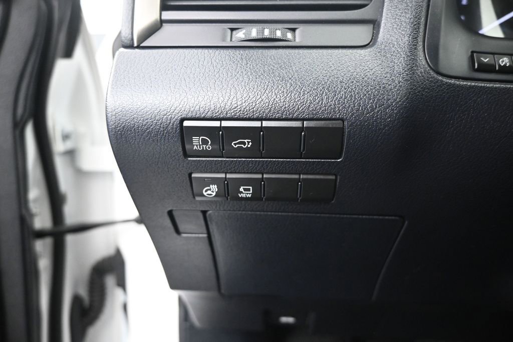 Used 2022 Lexus RX 350L Premium w/ Special Edition AWD/4WD image 13