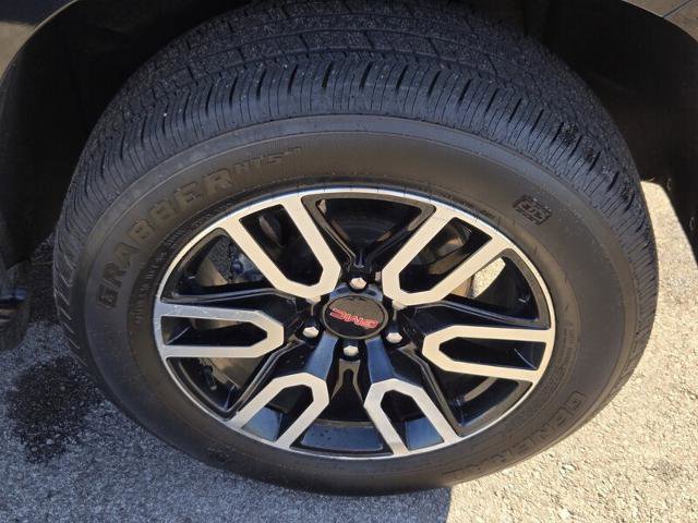 Used 2022 GMC Yukon AT4 image 21