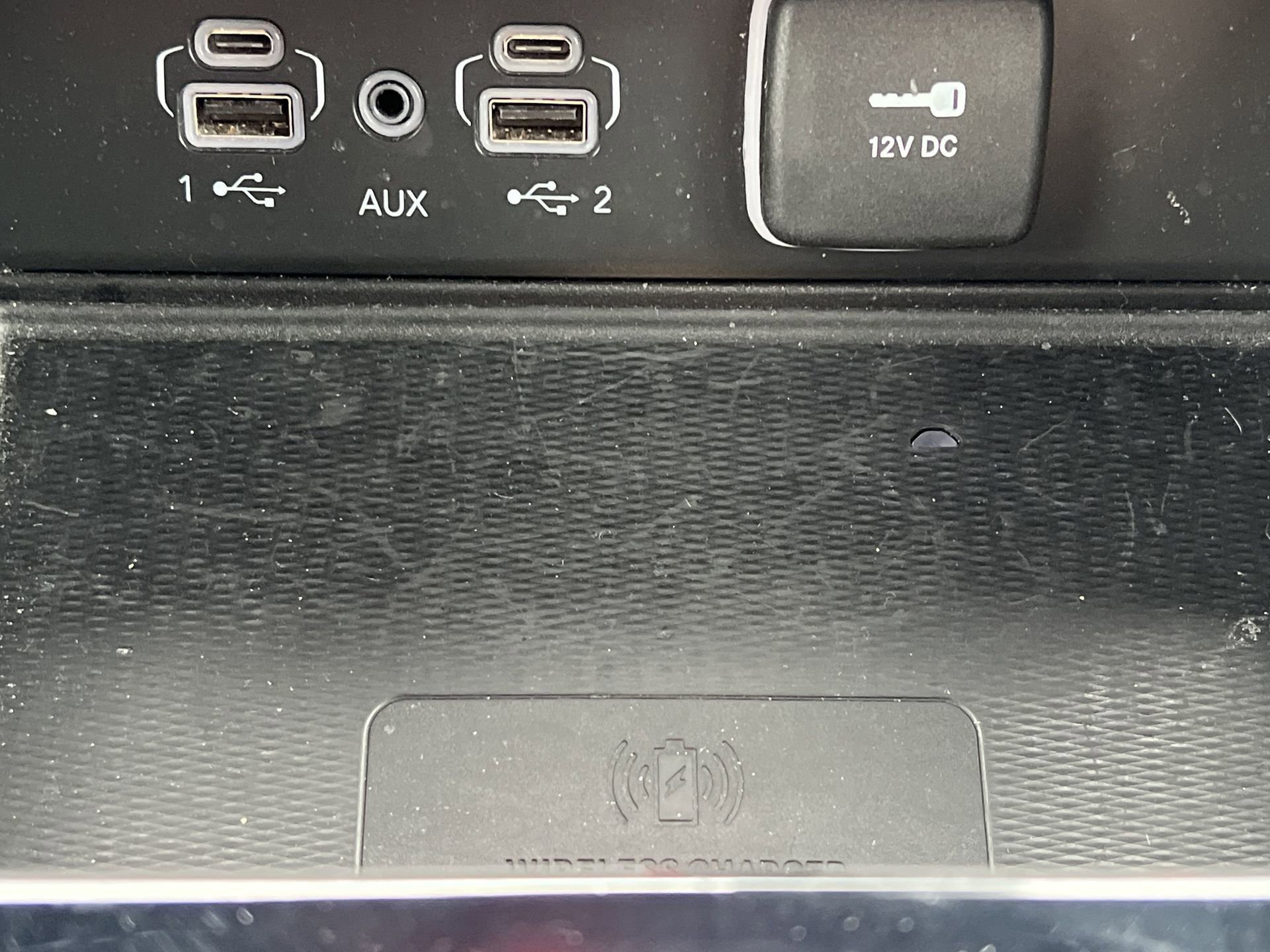 Used 2024 Jeep Grand Cherokee Altitude image 14