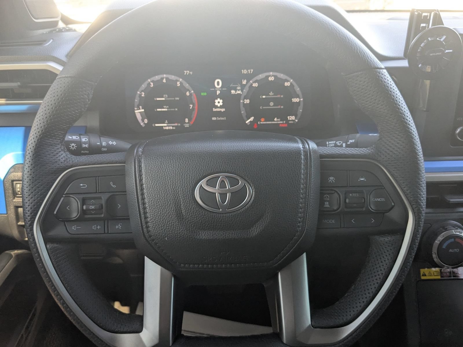Used 2025 Toyota Tacoma TRD Off-Road w/ TRD Off Road Upgrade Package AWD/4WD image 20