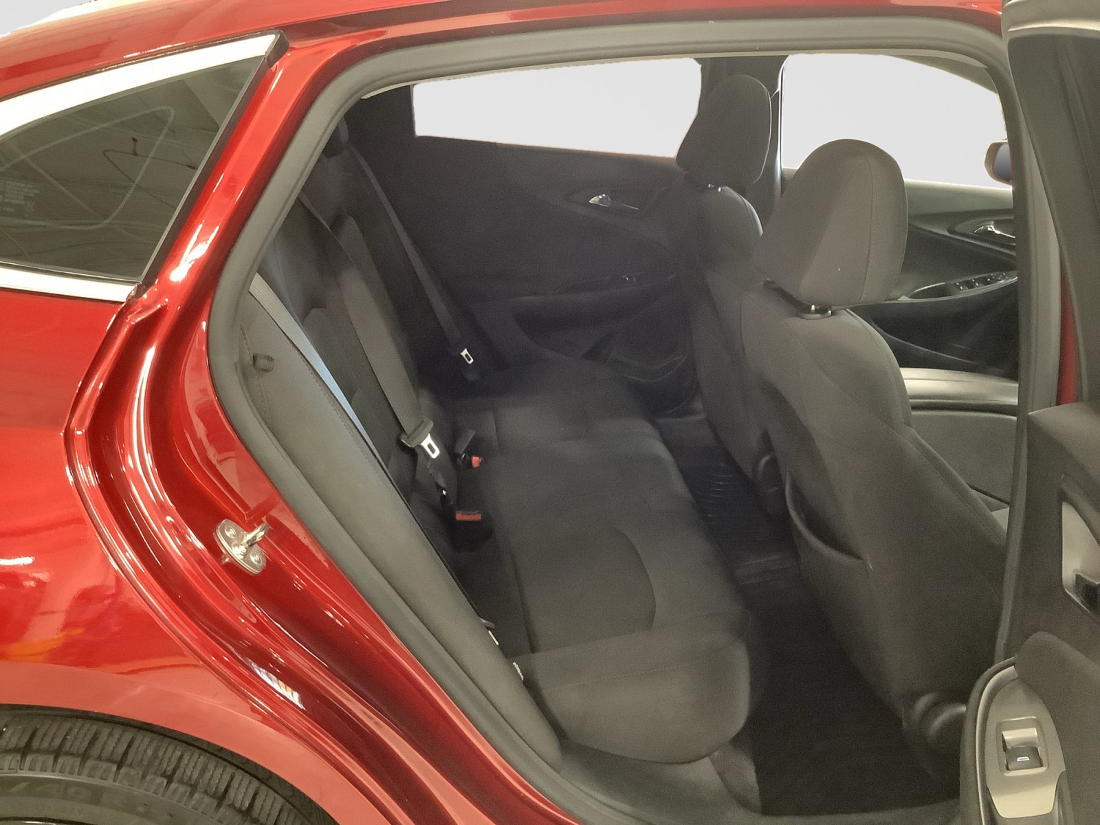 Used 2025 Chevrolet Malibu LT w/ Sport Edition FWD image 22