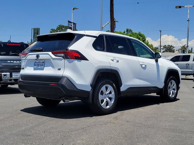 Used 2023 Toyota RAV4 LE FWD image 4