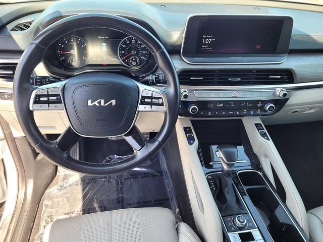 Used 2022 Kia Telluride SX w/ Nightfall Edition Package AWD/4WD image 9
