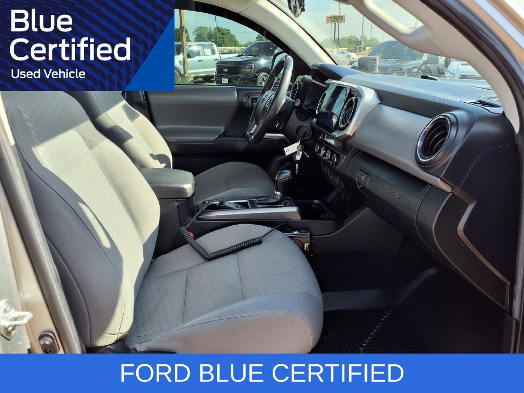 Used 2022 Toyota Tacoma SR5 w/ Technology Package AWD/4WD image 28