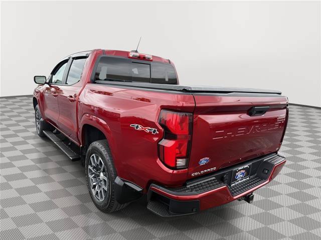 Used 2024 Chevrolet Colorado LT w/ LT Convenience Package III AWD/4WD image 7