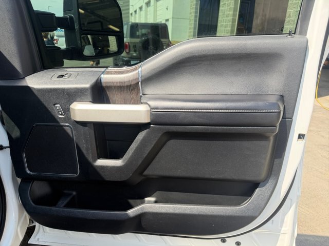 Certified 2020 Ford F350 Lariat AWD/4WD image 26