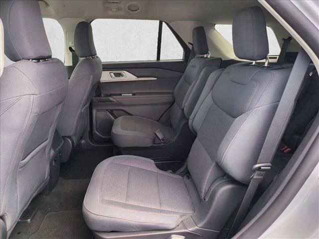 Certified 2025 Ford Explorer Active RWD image 18