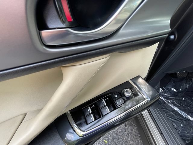 Used 2019 MAZDA CX-9 Touring AWD/4WD image 11
