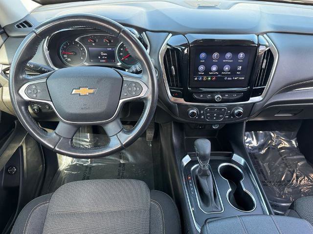 Used 2021 Chevrolet Traverse LT image 11