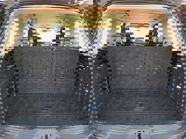 Certified 2024 Ford Expedition XLT image 6