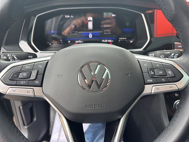 Used 2023 Volkswagen Jetta SE w/ Panoramic Sunroof Package FWD image 26