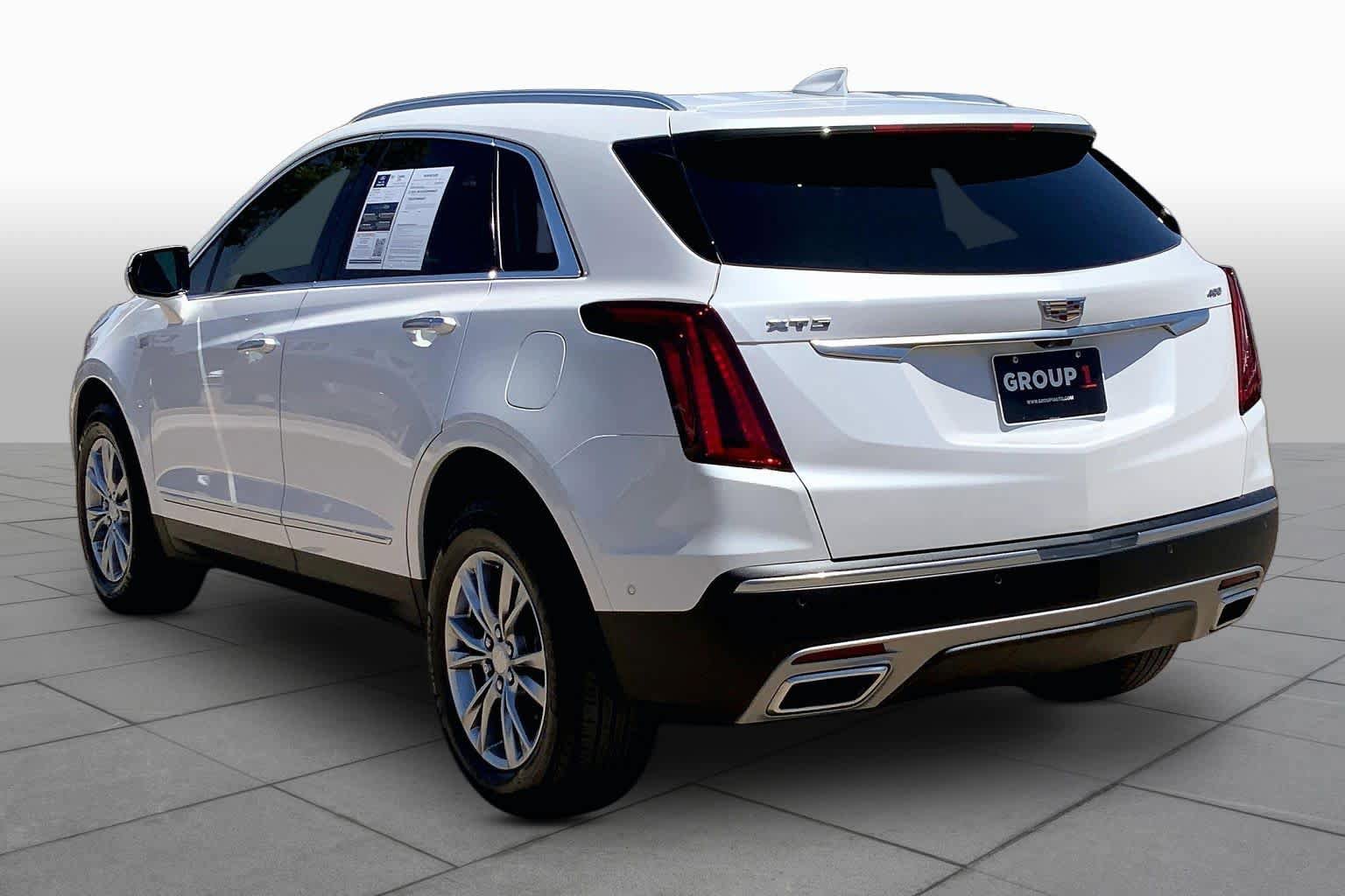 Used 2021 Cadillac XT5 Premium Luxury FWD image 12