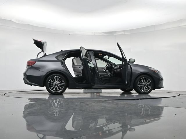 Used 2022 Kia Forte GT-Line FWD image 53