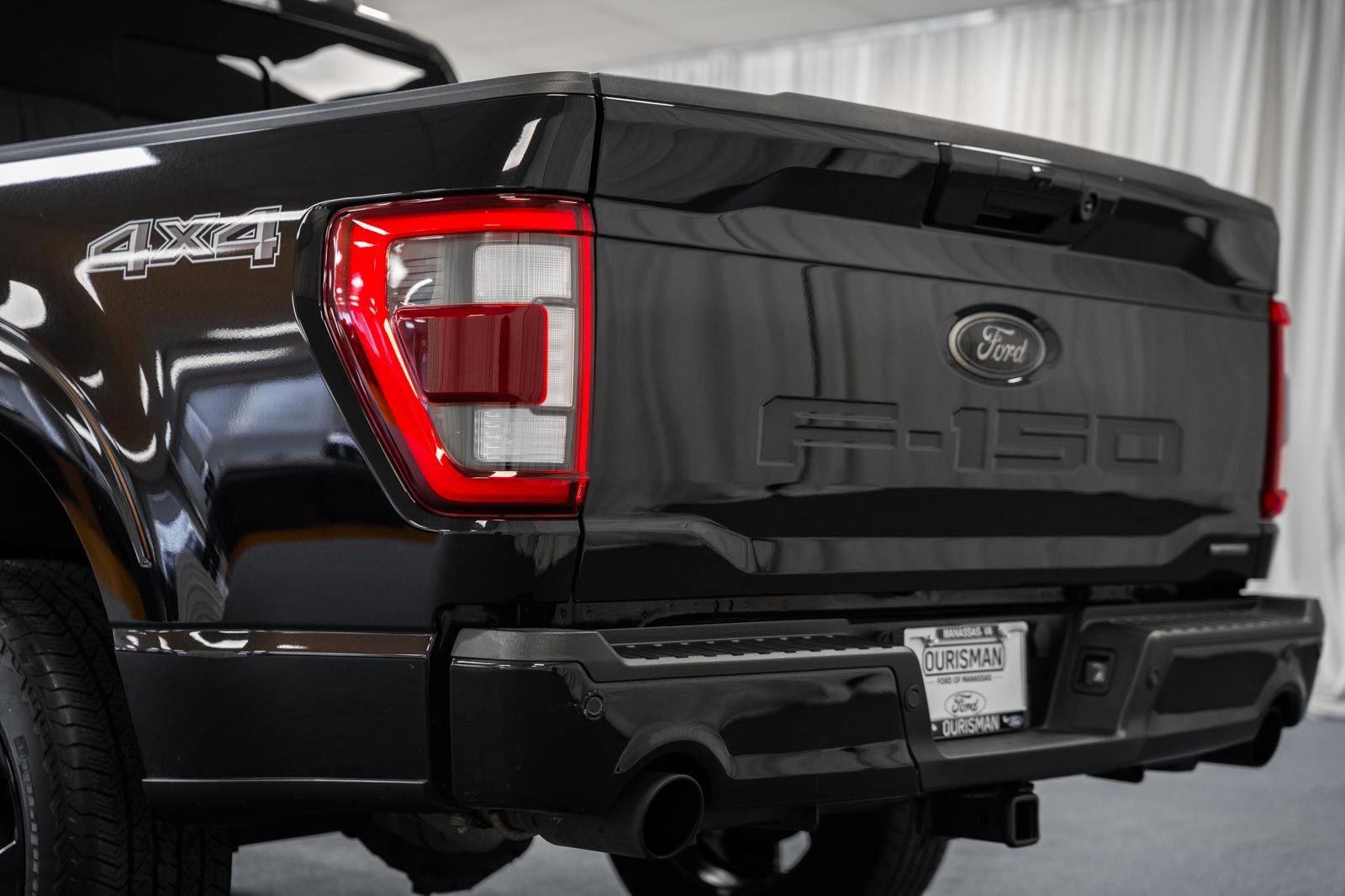 Certified 2022 Ford F150 Lariat w/ Equipment Group 502A High image 6