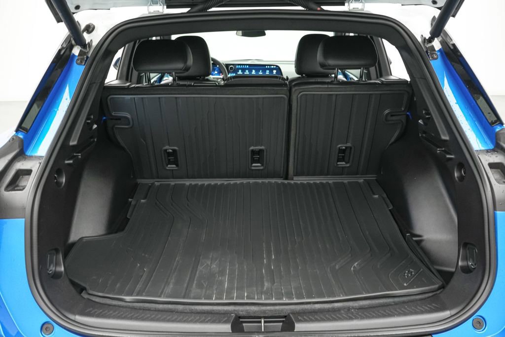 Used 2025 Chevrolet Equinox EV LT w/ Convenience Package image 27