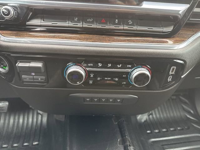 Used 2024 GMC Sierra 3500 SLE w/ SLE Convenience Package AWD/4WD image 29