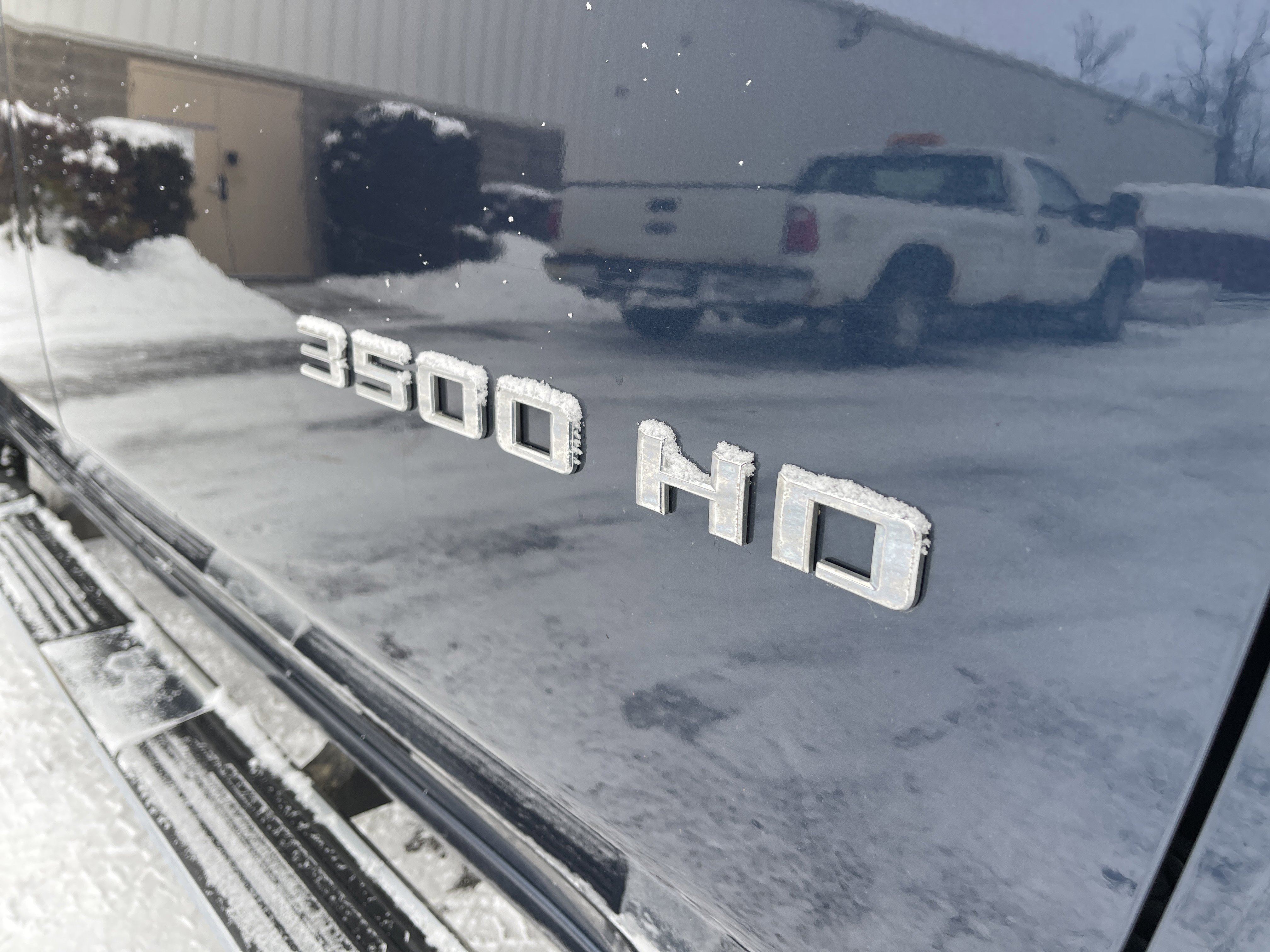 Used 2022 Chevrolet Silverado 3500 LT w/ Convenience Package image 26