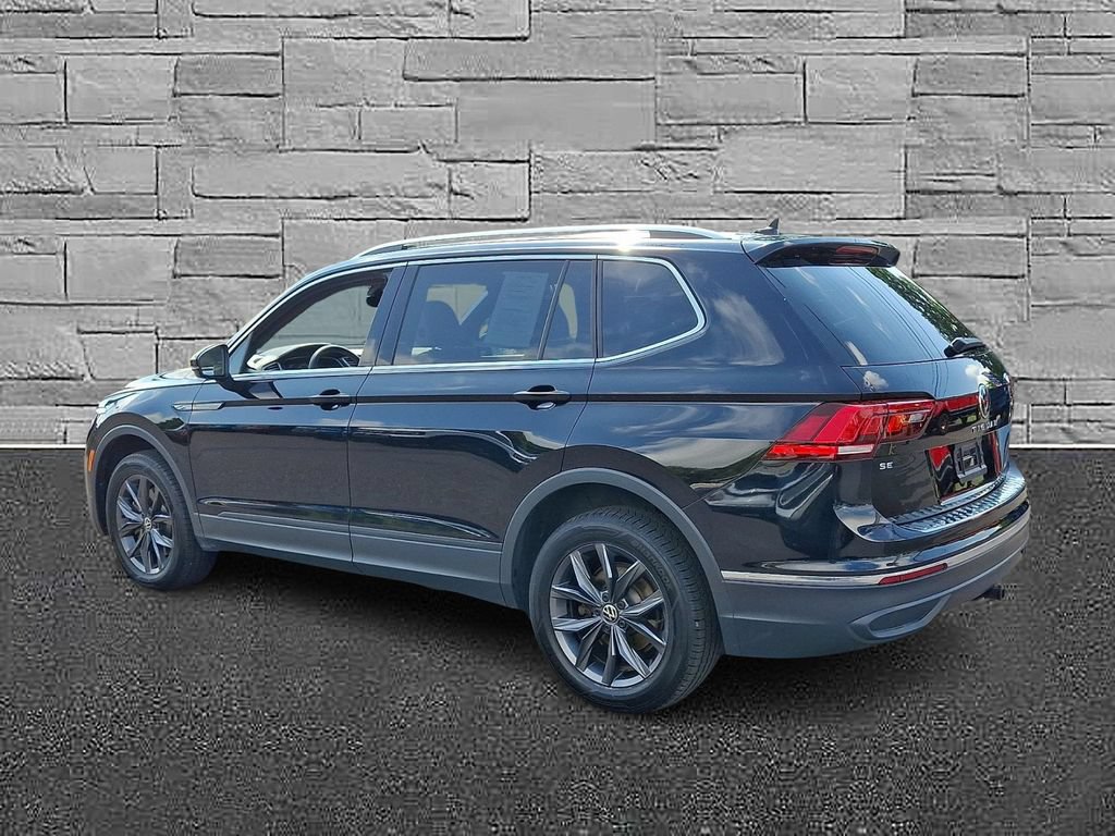 Used 2024 Volkswagen Tiguan SE AWD/4WD image 7