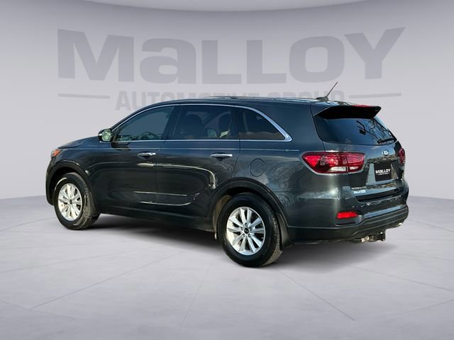 Used 2020 Kia Sorento LX image 3