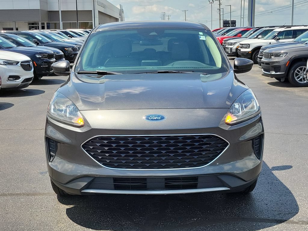 Certified 2020 Ford Escape SE FWD image 2