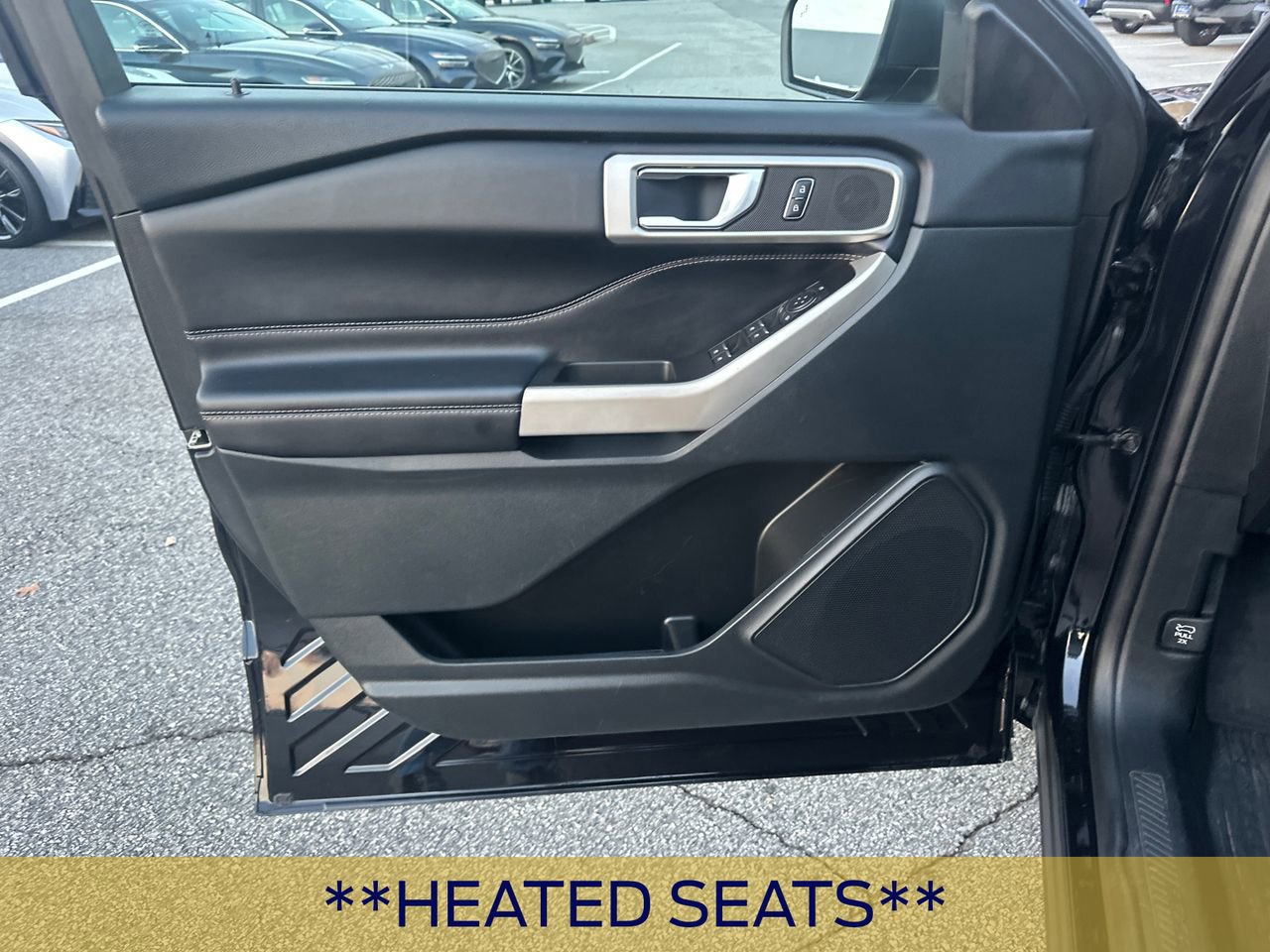 Certified 2022 Ford Explorer XLT w/ Equipment Group 202A image 11