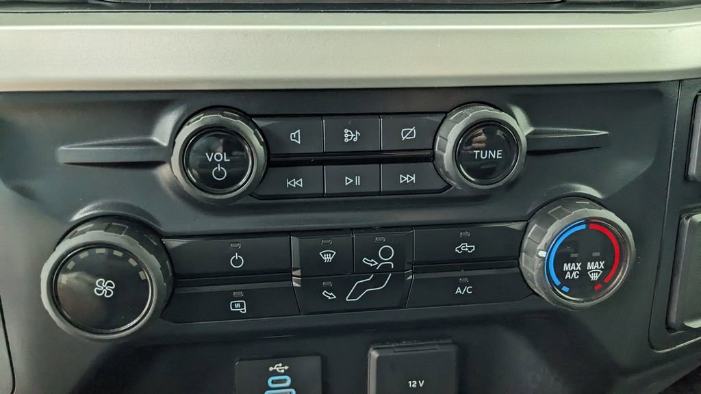 Certified 2024 Ford F350 XLT AWD/4WD image 25