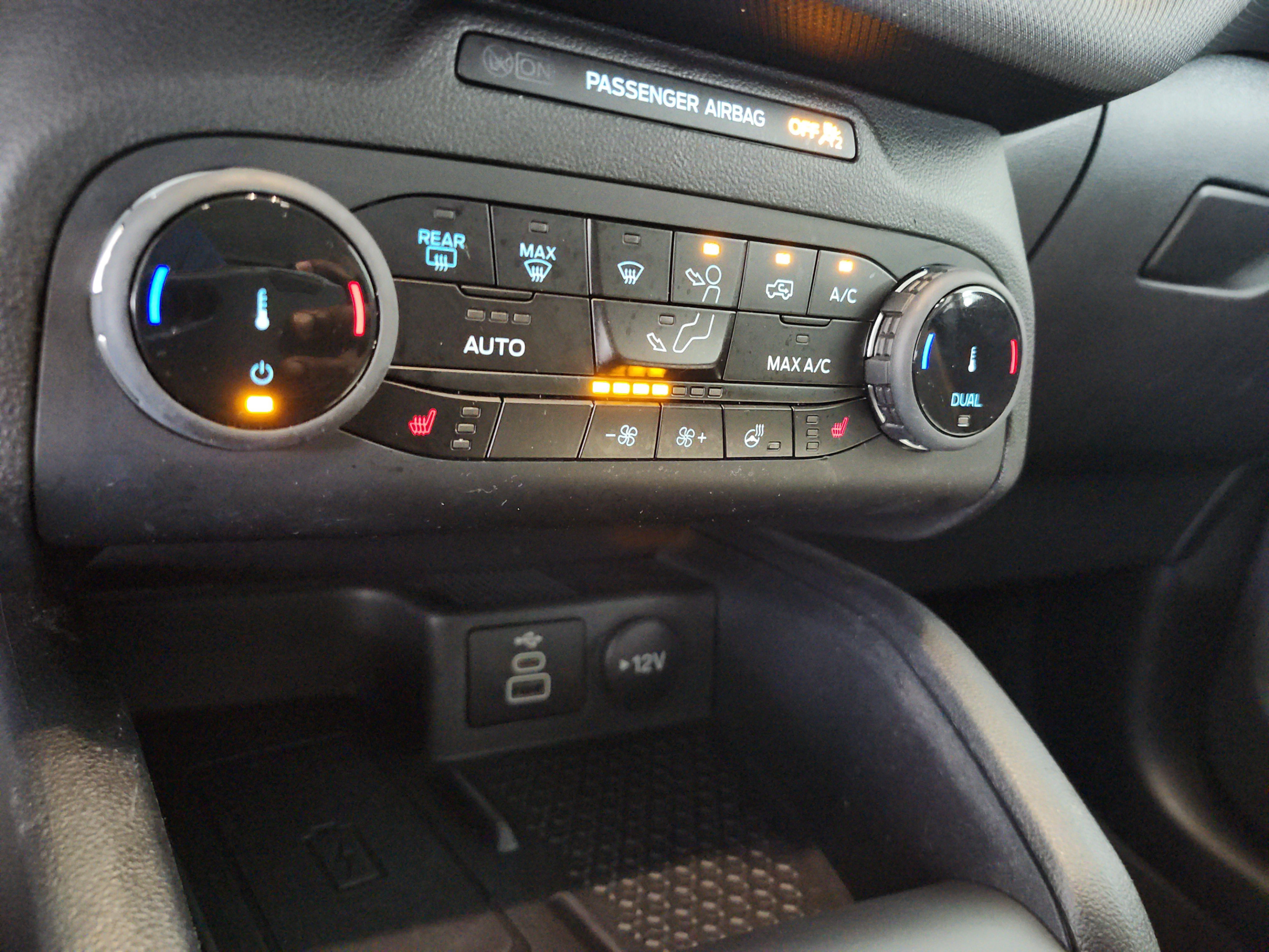 Certified 2023 Ford Bronco Sport Outer Banks w/ Tech Package AWD/4WD image 29