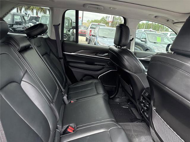 Used 2022 Jeep Grand Cherokee Limited w/ MOPAR Finishing Package image 21