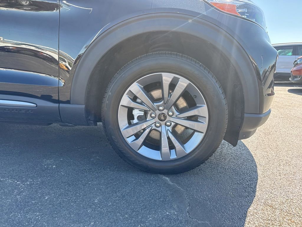 Certified 2023 Ford Explorer XLT w/ Equipment Group 202A AWD/4WD image 43