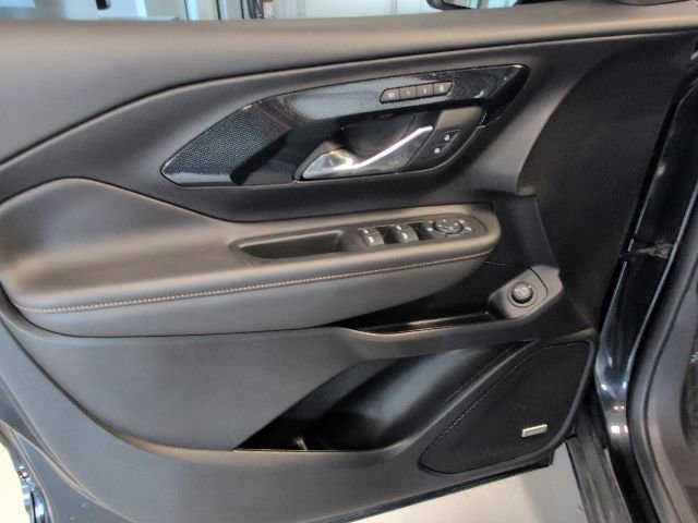 Used 2024 GMC Terrain AT4 w/ Infotainment Package II AWD/4WD image 19