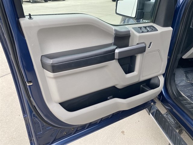 Certified 2019 Ford F150 XLT w/ Equipment Group 302A Luxury AWD/4WD image 18