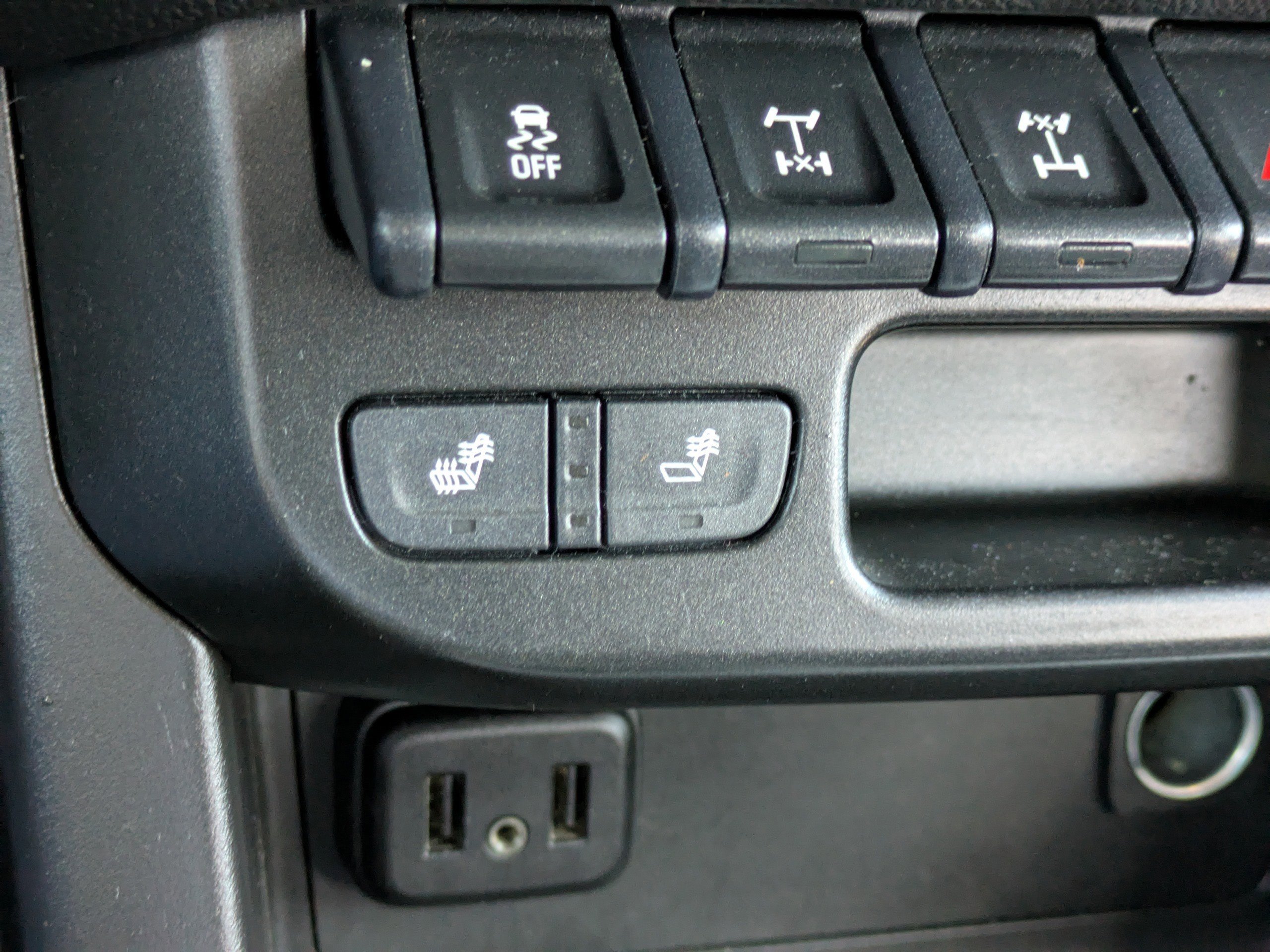 Used 2022 Chevrolet Colorado ZR2 w/ Colorado ZR2 Bison Edition image 27