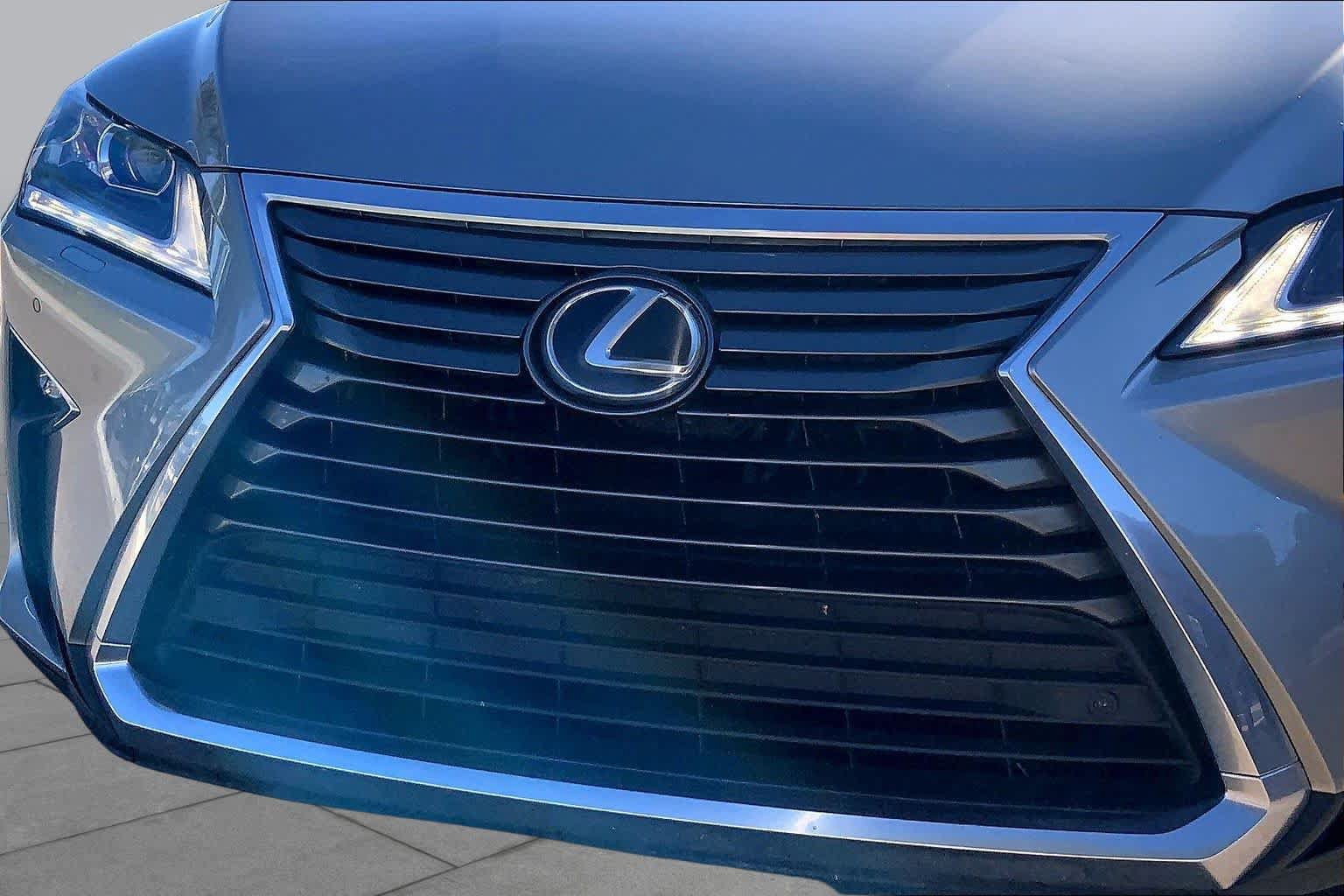 Used 2018 Lexus RX 350 AWD w/ Premium Package image 30