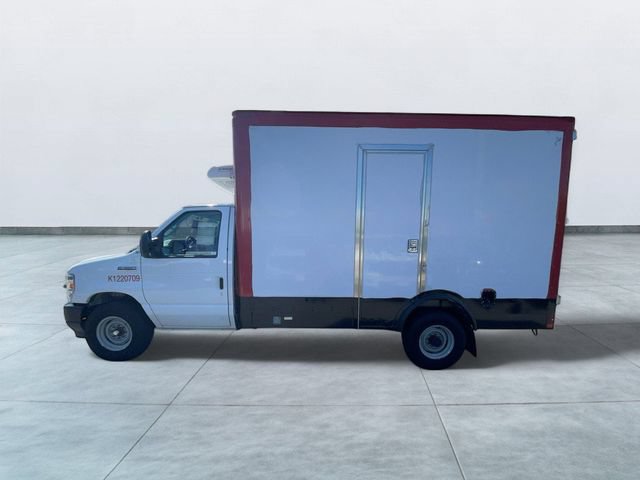 Certified 2024 Ford E-350 and Econoline 350 Super Duty w/ Power Windows & Locks Group RWD image 4