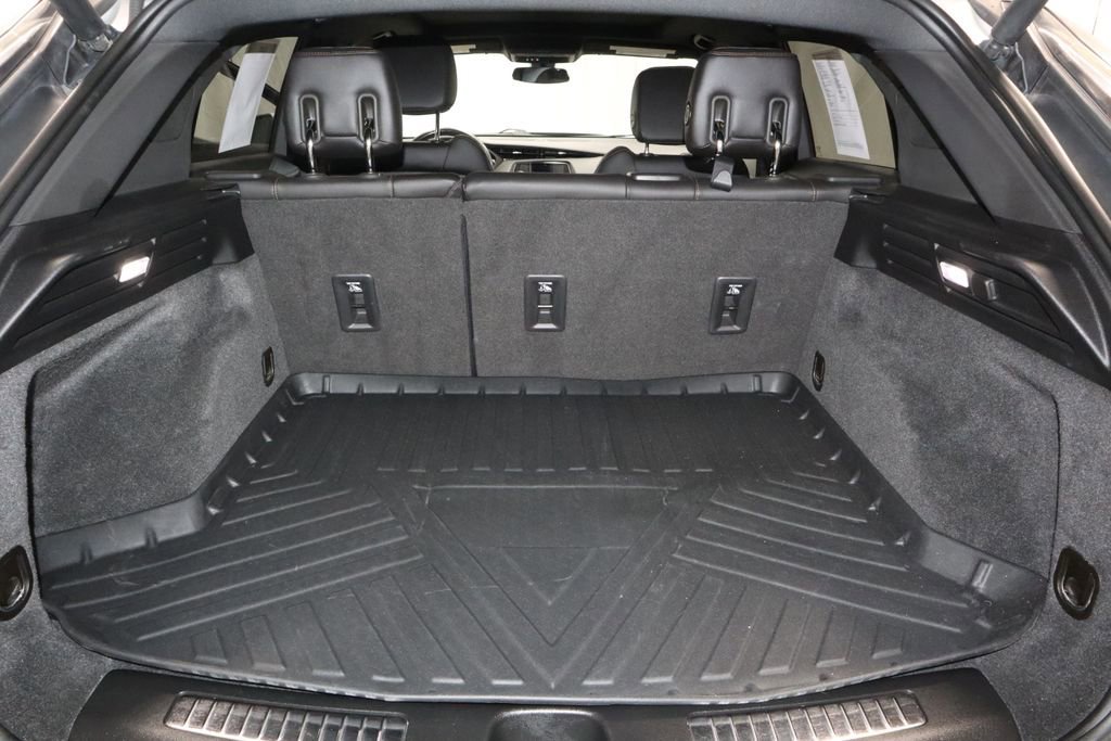 Used 2019 Cadillac XT4 Sport image 16