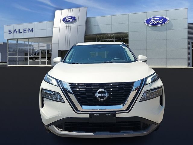 Used 2023 Nissan Rogue SV AWD/4WD image 7