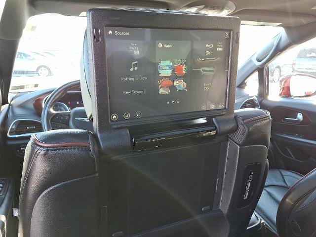 Used 2020 Chrysler Pacifica Limited image 12