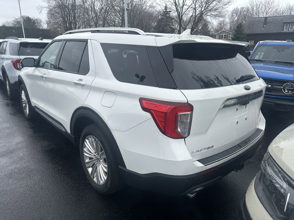 Certified 2022 Ford Explorer Limited w/ Limited Technology Package AWD/4WD image 5