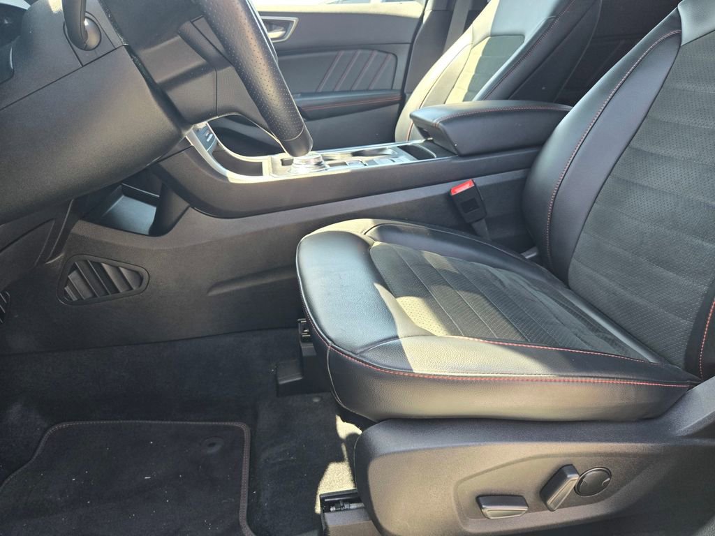 Certified 2023 Ford Edge ST-Line AWD/4WD image 17
