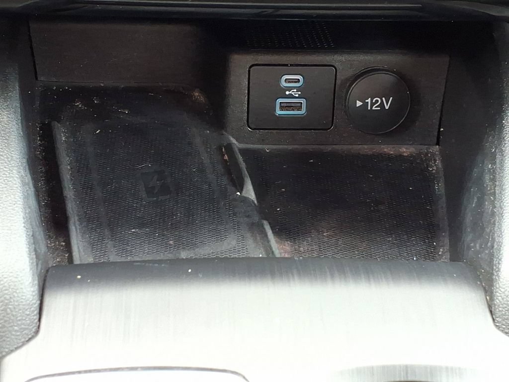 Certified 2023 Ford Escape ST-Line Elite AWD/4WD image 17