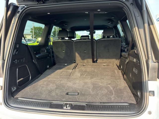 Used 2025 Jeep Wagoneer Series II w/ 8-Passenger Seating Package AWD/4WD image 18