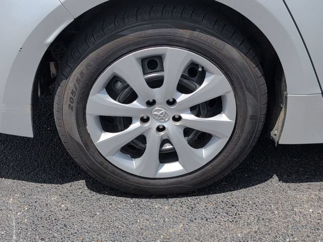 Used 2021 Toyota Corolla LE FWD image 10