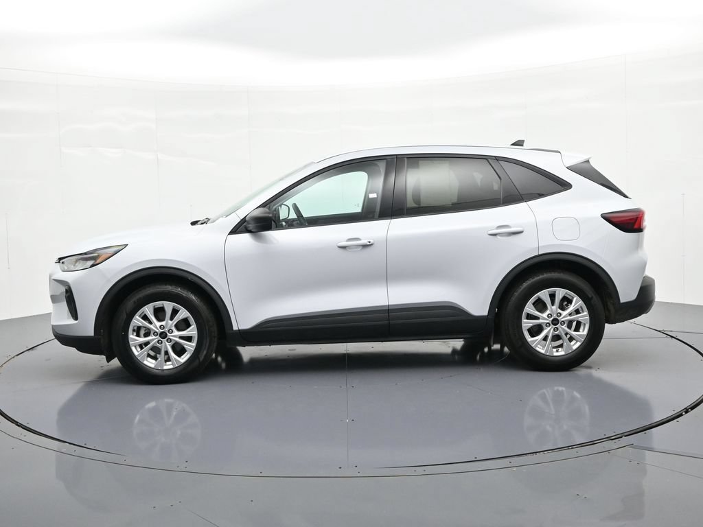 Certified 2025 Ford Escape Active FWD image 9