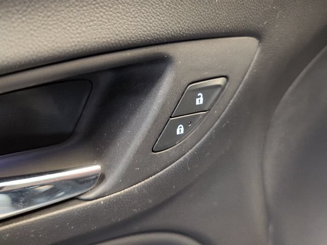 Certified 2023 Chevrolet Equinox LT AWD/4WD image 16