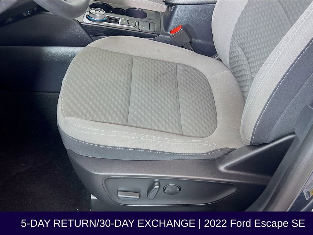 Certified 2022 Ford Escape SE w/ SE Sport Appearance Package AWD/4WD image 25