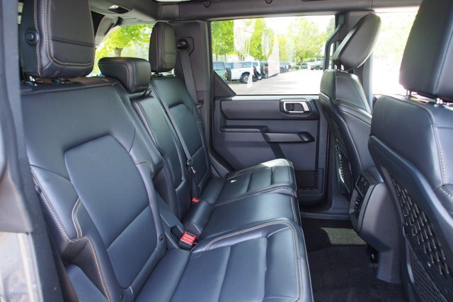 Certified 2025 Ford Bronco Badlands AWD/4WD image 13