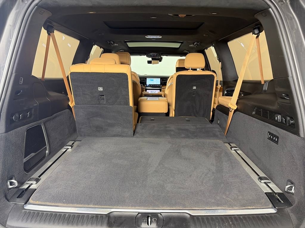 Used 2023 Jeep Grand Wagoneer L Series III w/ Rear Seat Video Group 1 image 27